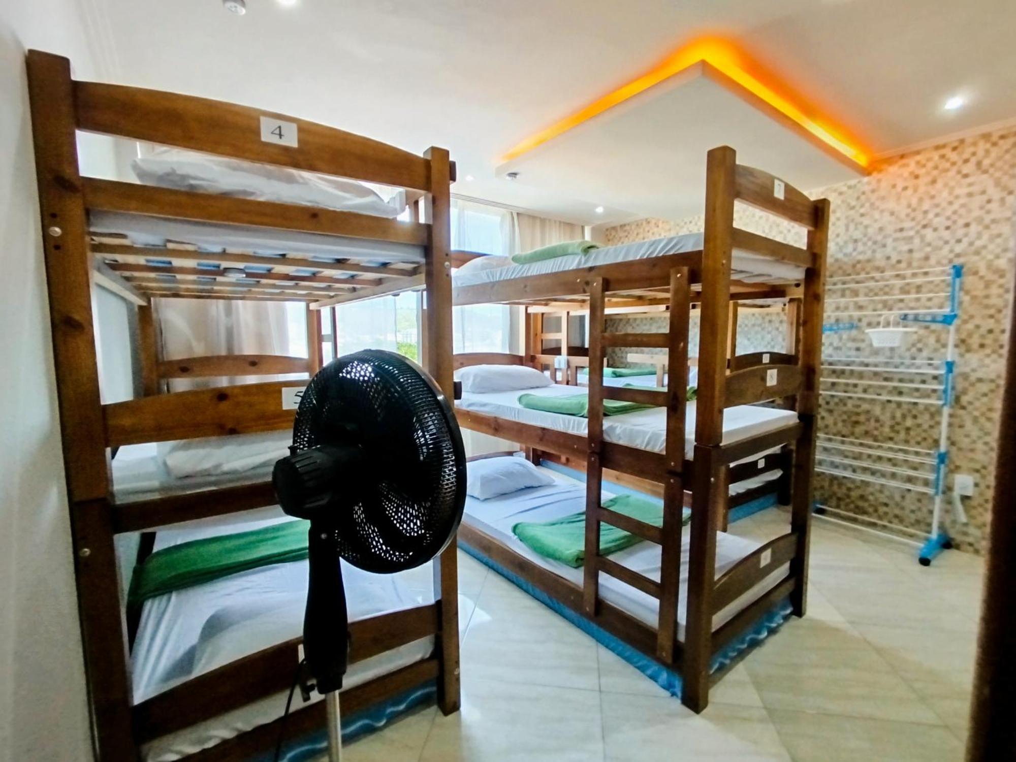 Hostel Casa Da Pedra أرايال دو كابو المظهر الخارجي الصورة
